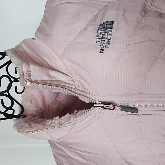 The North Face vest, pink. Reversible! - Picture 2 of 4